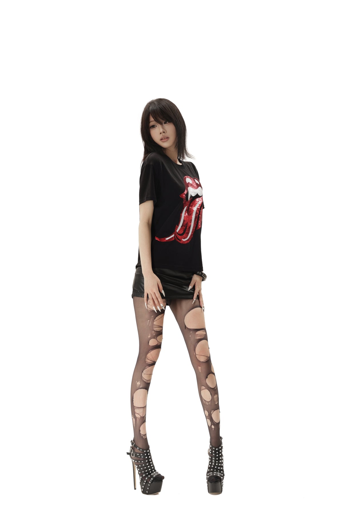 BAD TASTE sequin graphic cotton linen tee