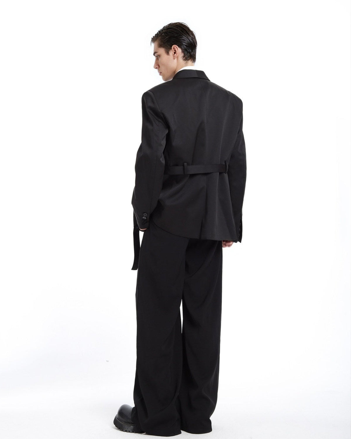 PRIVATE VIEW relaxed black belted shawl-collar tailored blazer, additional product photograph 3 | OFFCULTURE®