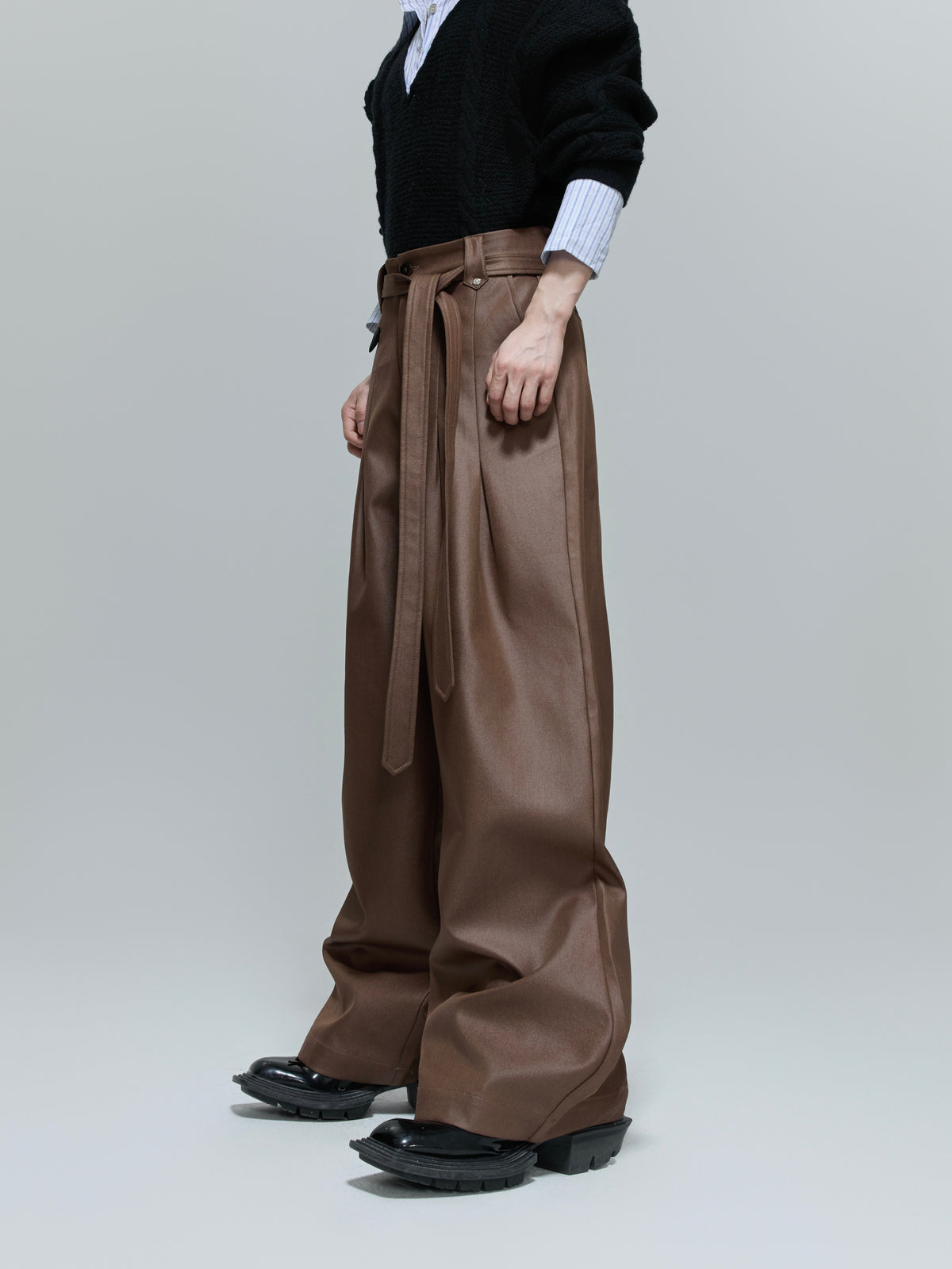 VESPER pleated high-waisted wide straight-leg trousers with waist tie, additional product photograph 4 | OFFCULTURE®