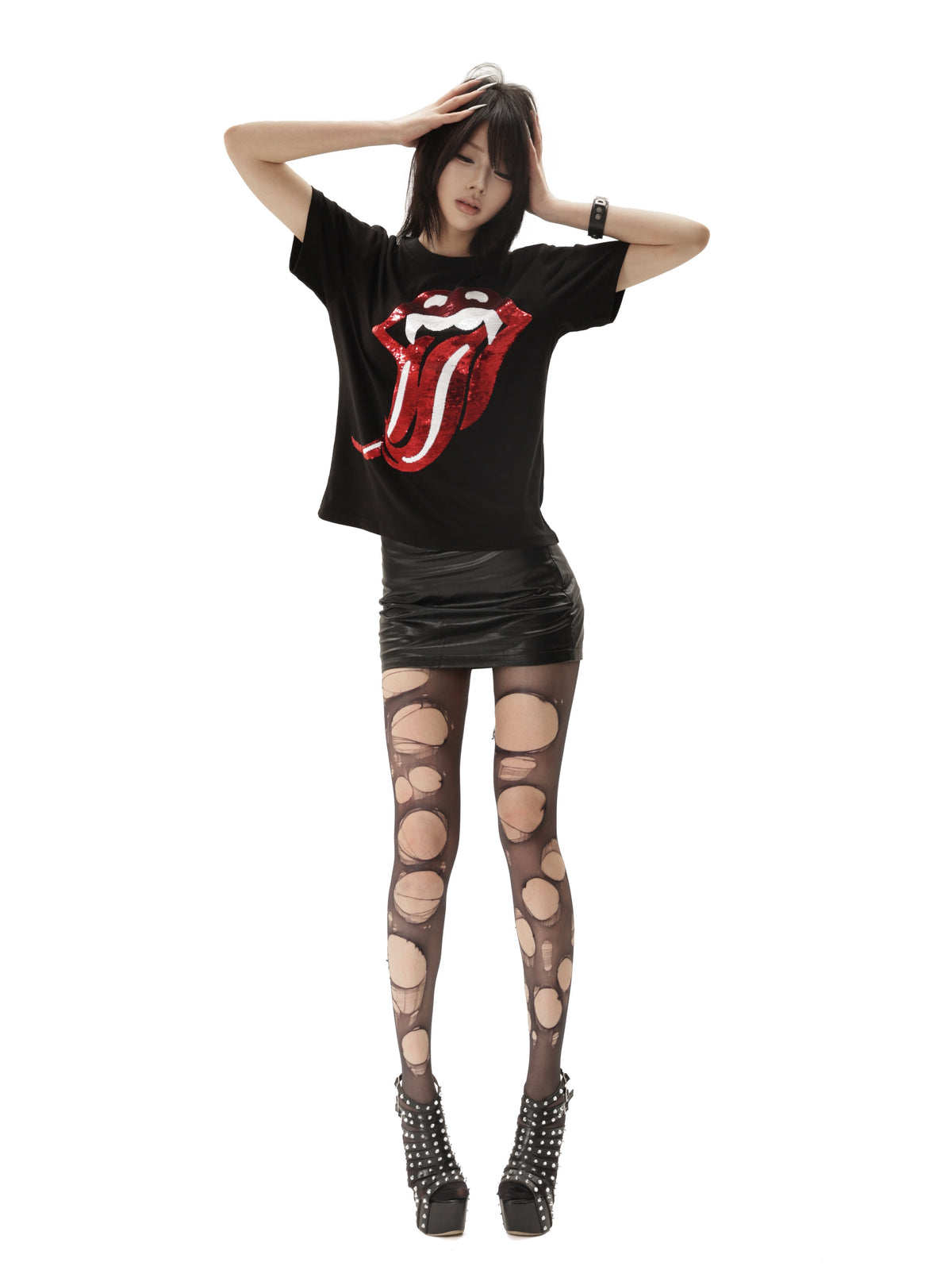 BAD TASTE sequin graphic cotton linen tee