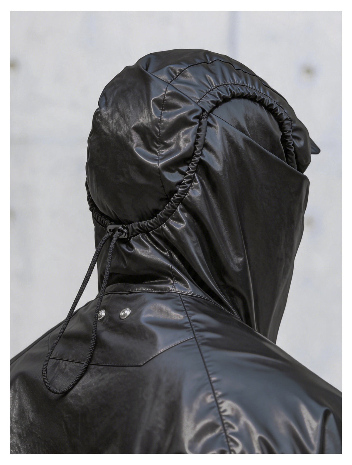DRAWSTRING ULTRA-THIN SUN HOODED WINDBREAKER