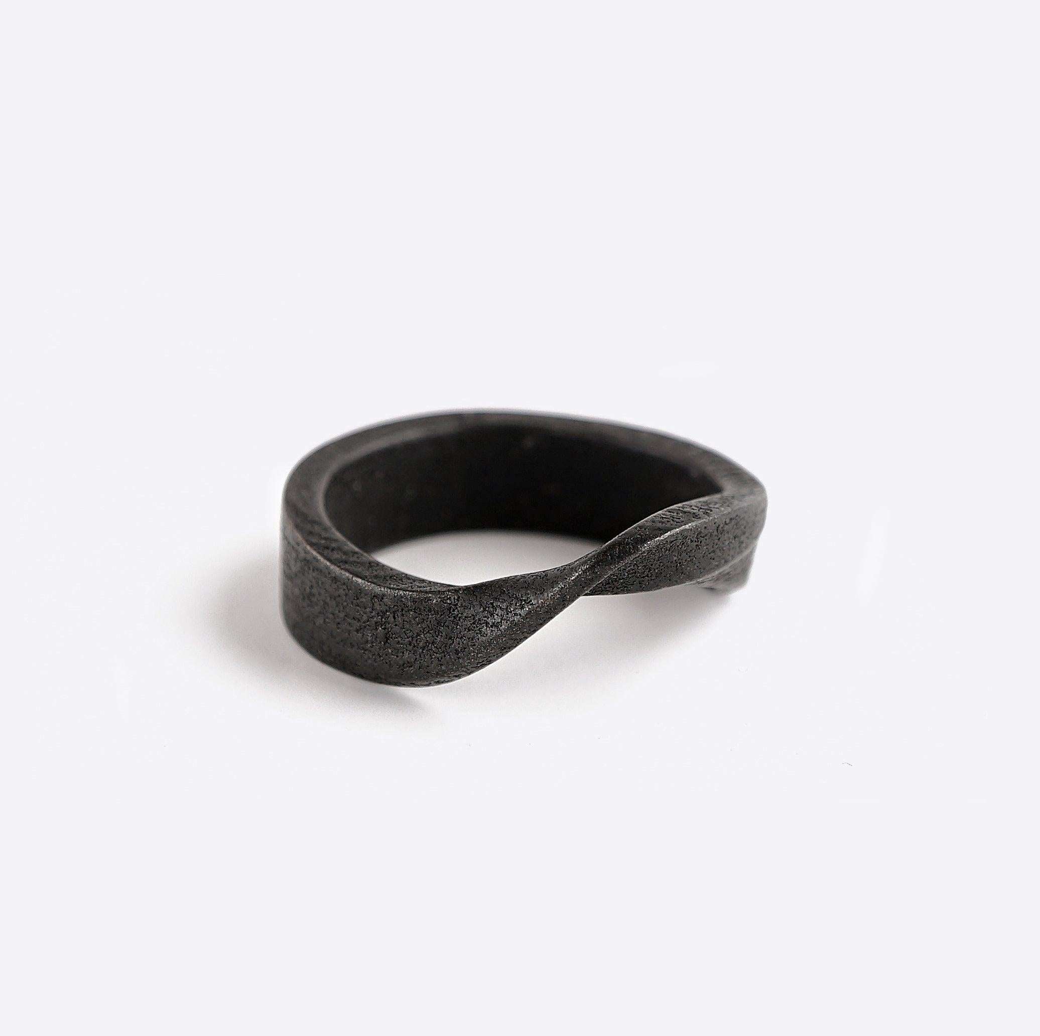 Amos Steel Ring ─ Bold - LACE by JennyWu