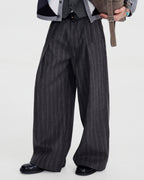 PLEATED WRINKLE STRIPE TROUSERS