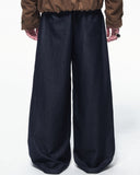 DENIM PLEATED STRAIGHT JEANS