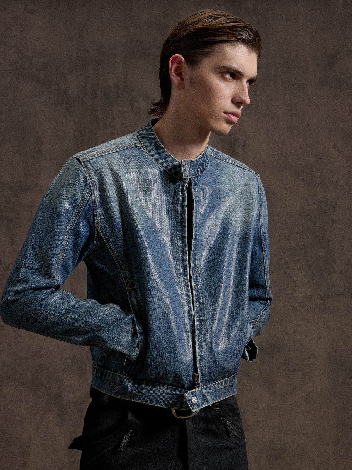NVRFOUND faded-blue washed cropped denim jacket with stand collar, additional product photograph 4 | OFFCULTURE®