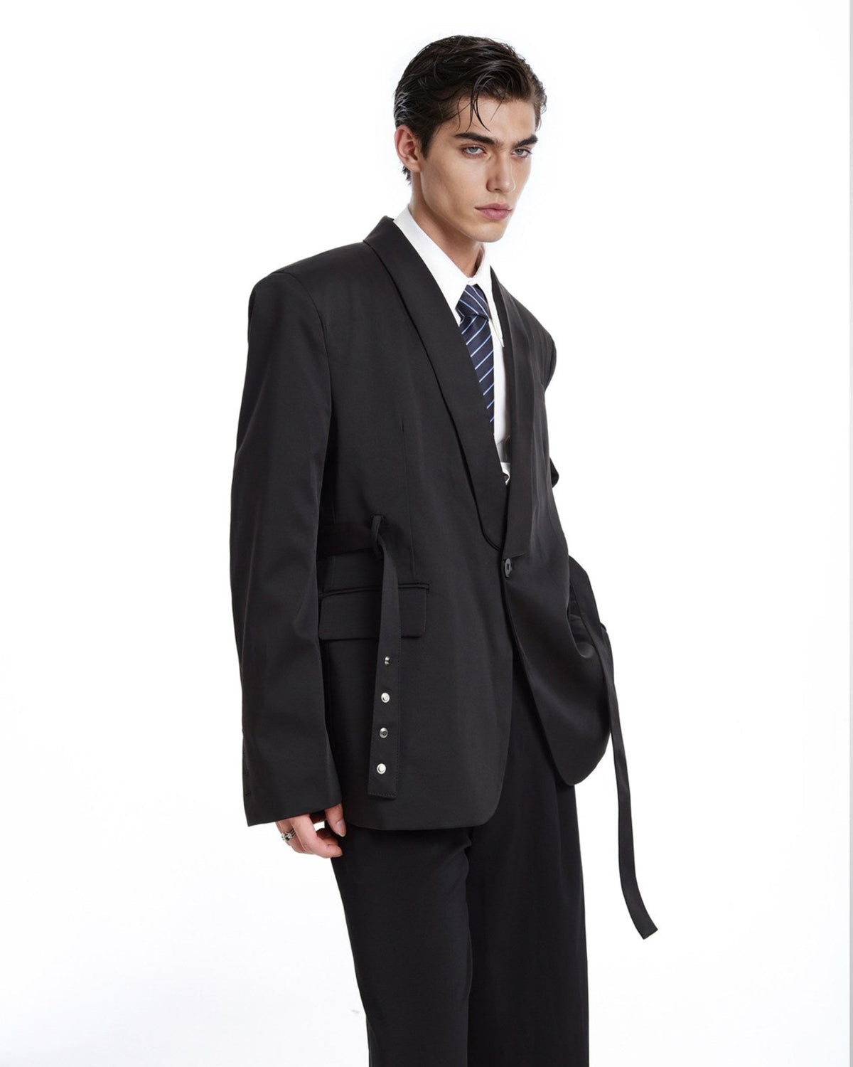 PRIVATE VIEW relaxed black belted shawl-collar tailored blazer, additional product photograph 6 | OFFCULTURE®