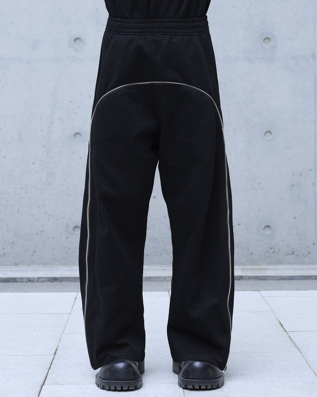 REFLECTIVE CURVED WIDE TRACK PANTS