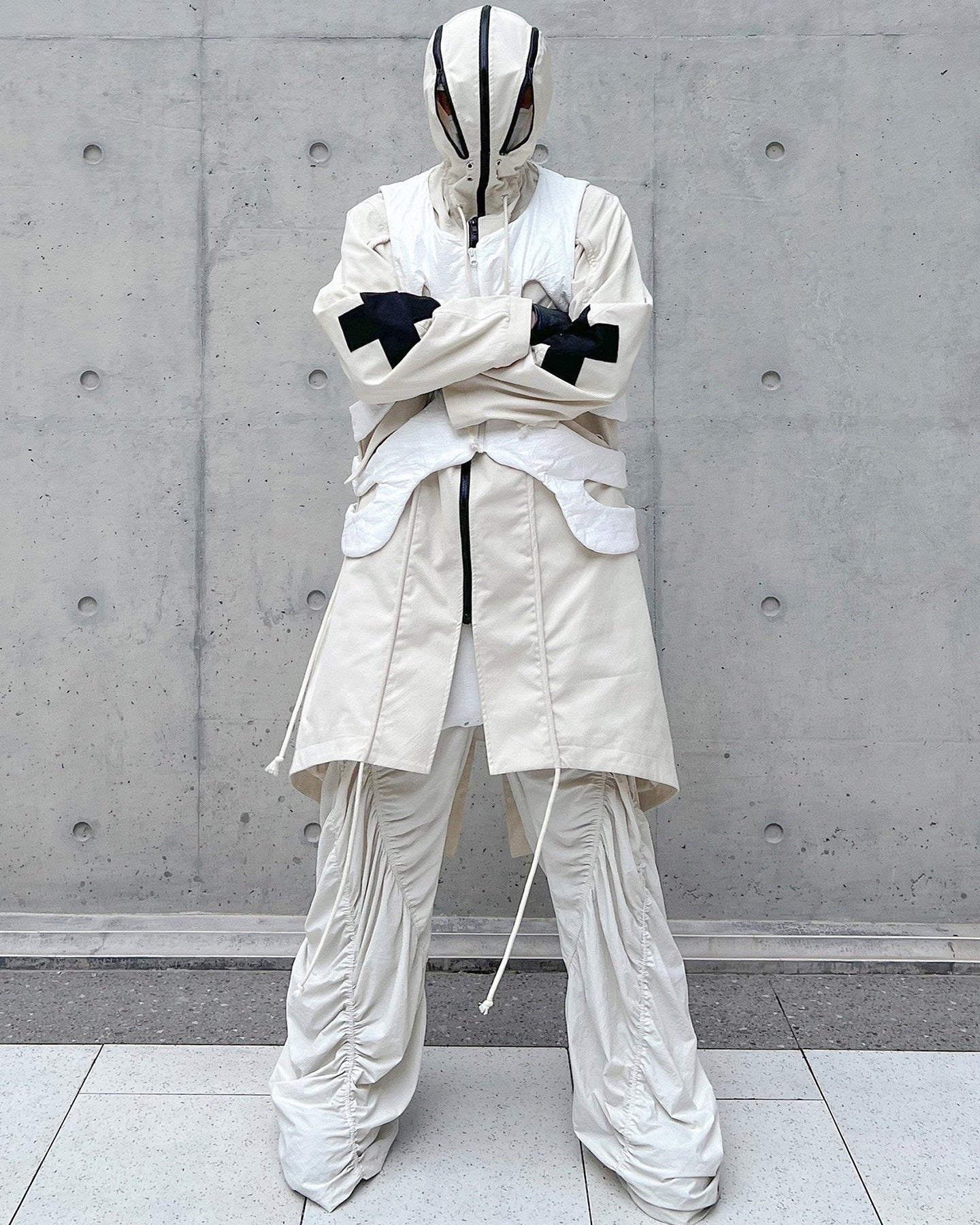 MASKED FISHTAIL HOODIE TRENCH COAT
