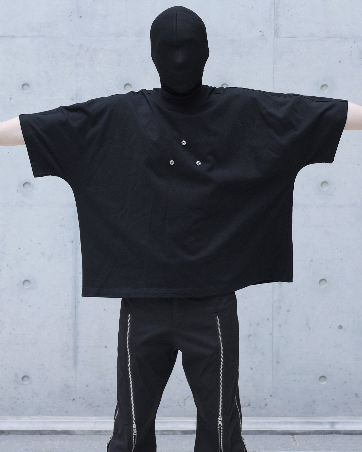 BOXYFIT HEAVY COTTON METAL BUTTON TEE