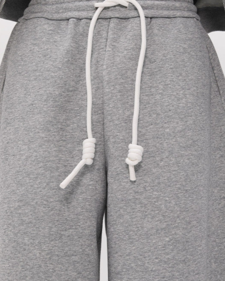 WIDE LEG ARC SWEAT PANTS