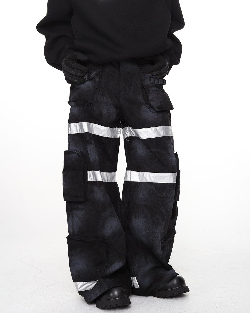 DISTRESSED REFLECTIVE CARGO JEANS