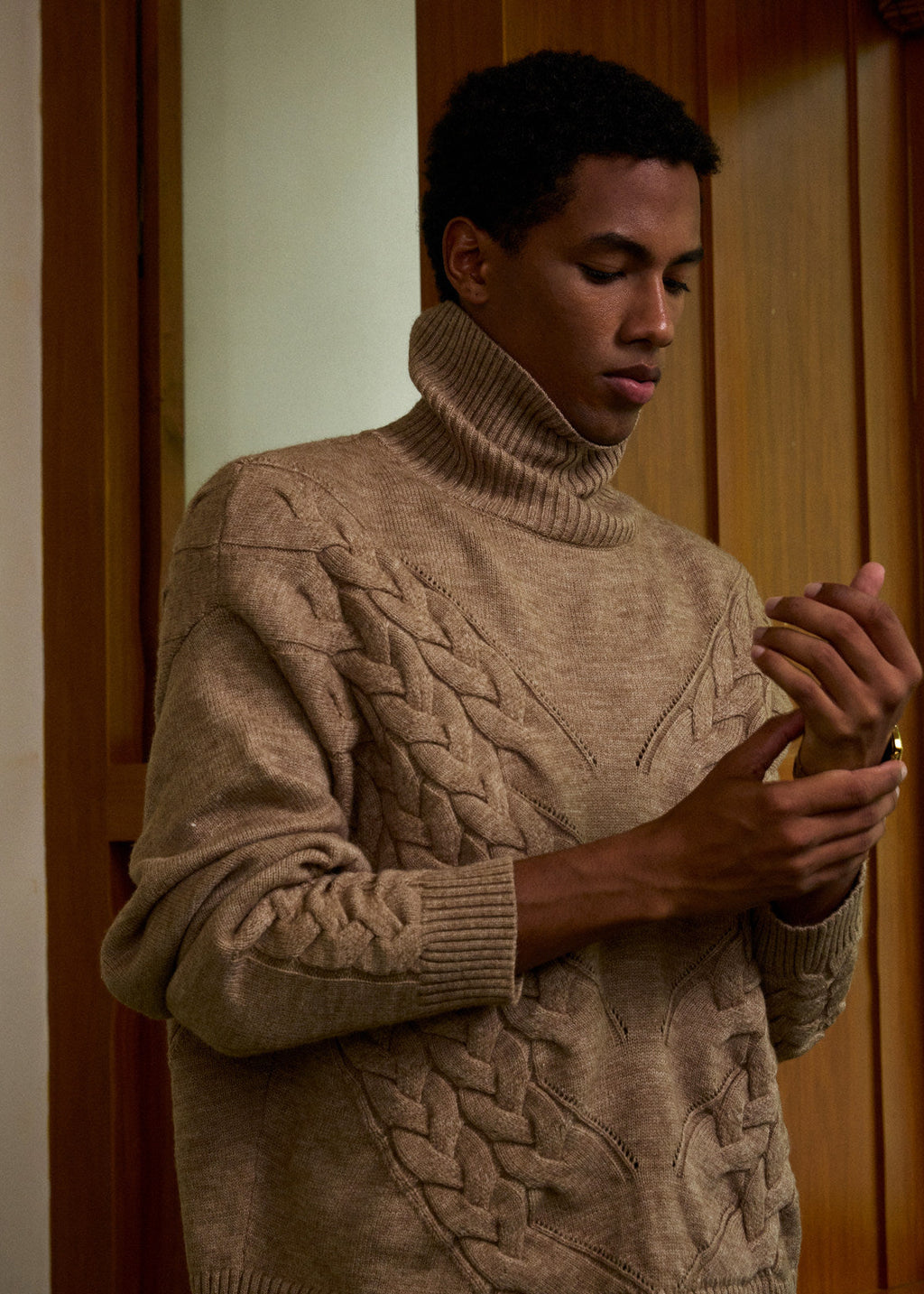 SCRIPT-X RETRO TURTLENECK