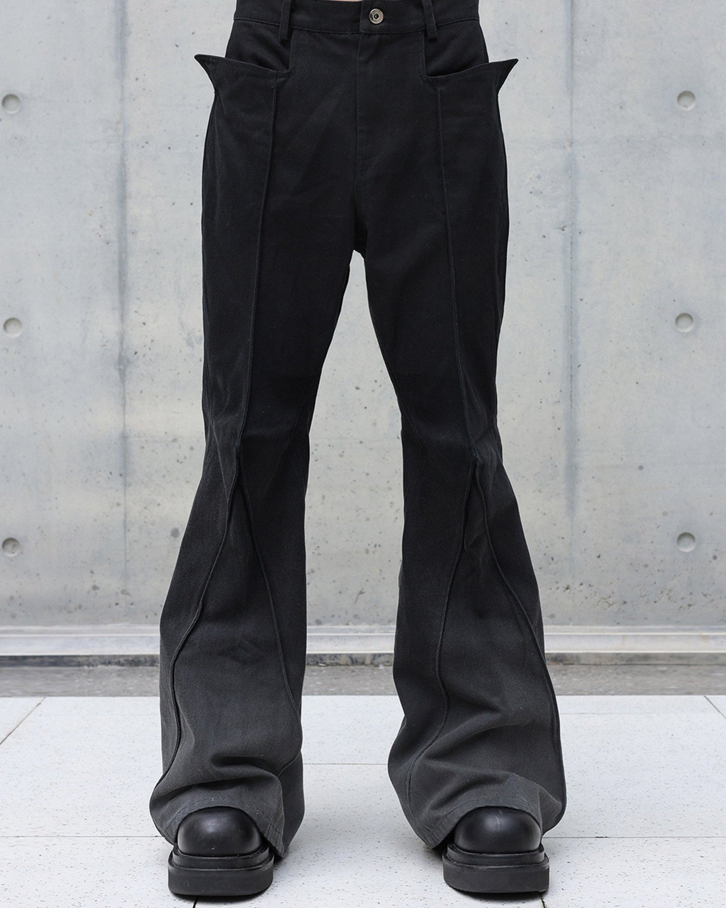 ANTI-JOINT WASHED FLARE JEANS