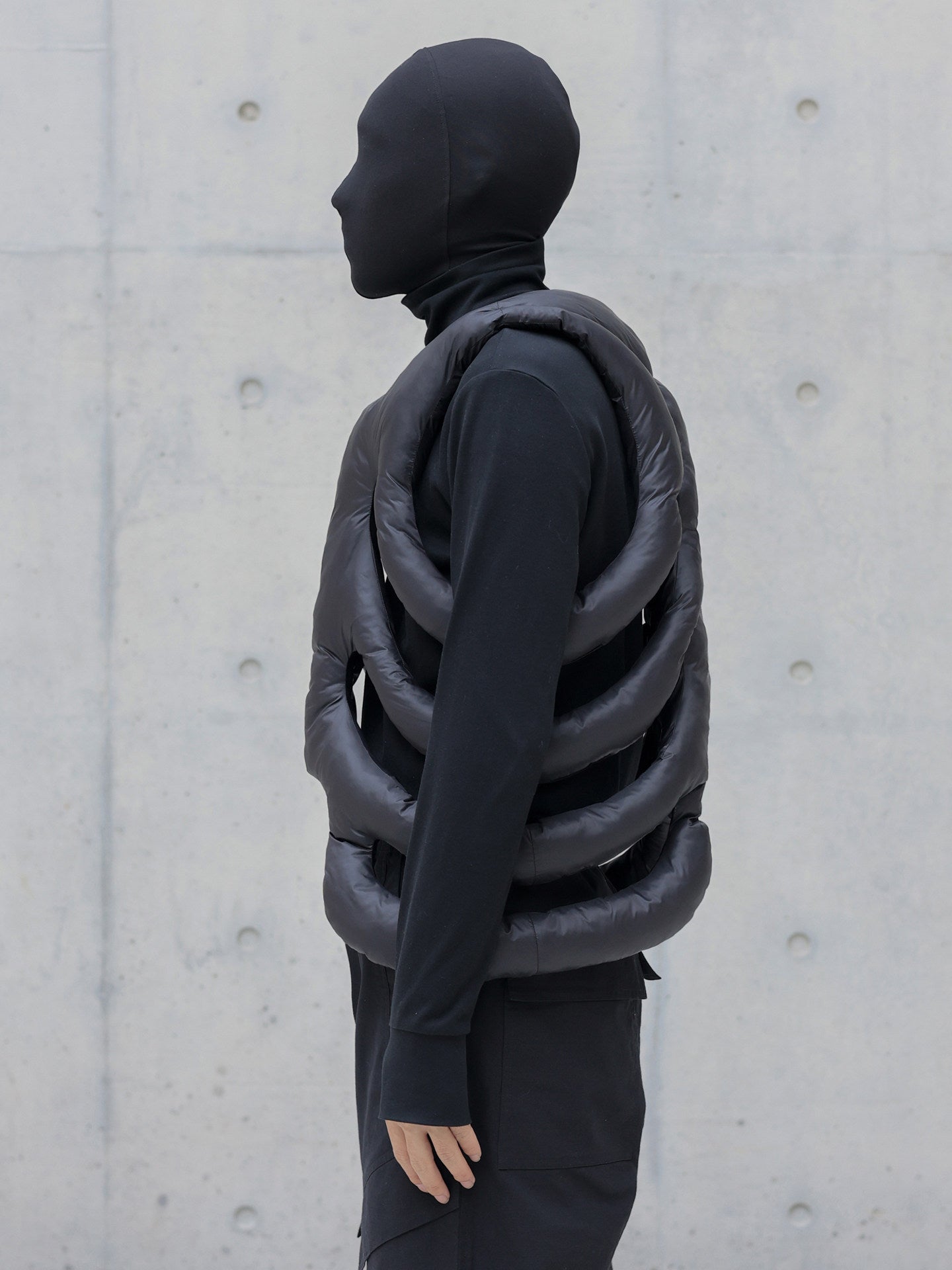 CUTOUT ALIEN EXOSKELETON COTTON VEST