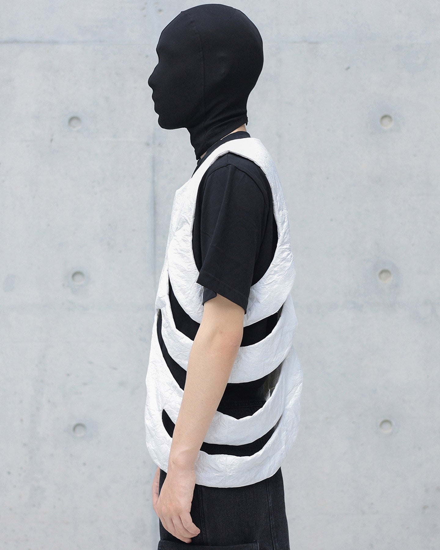 CUTOUT ALIEN EXOSKELETON DUPONT VEST