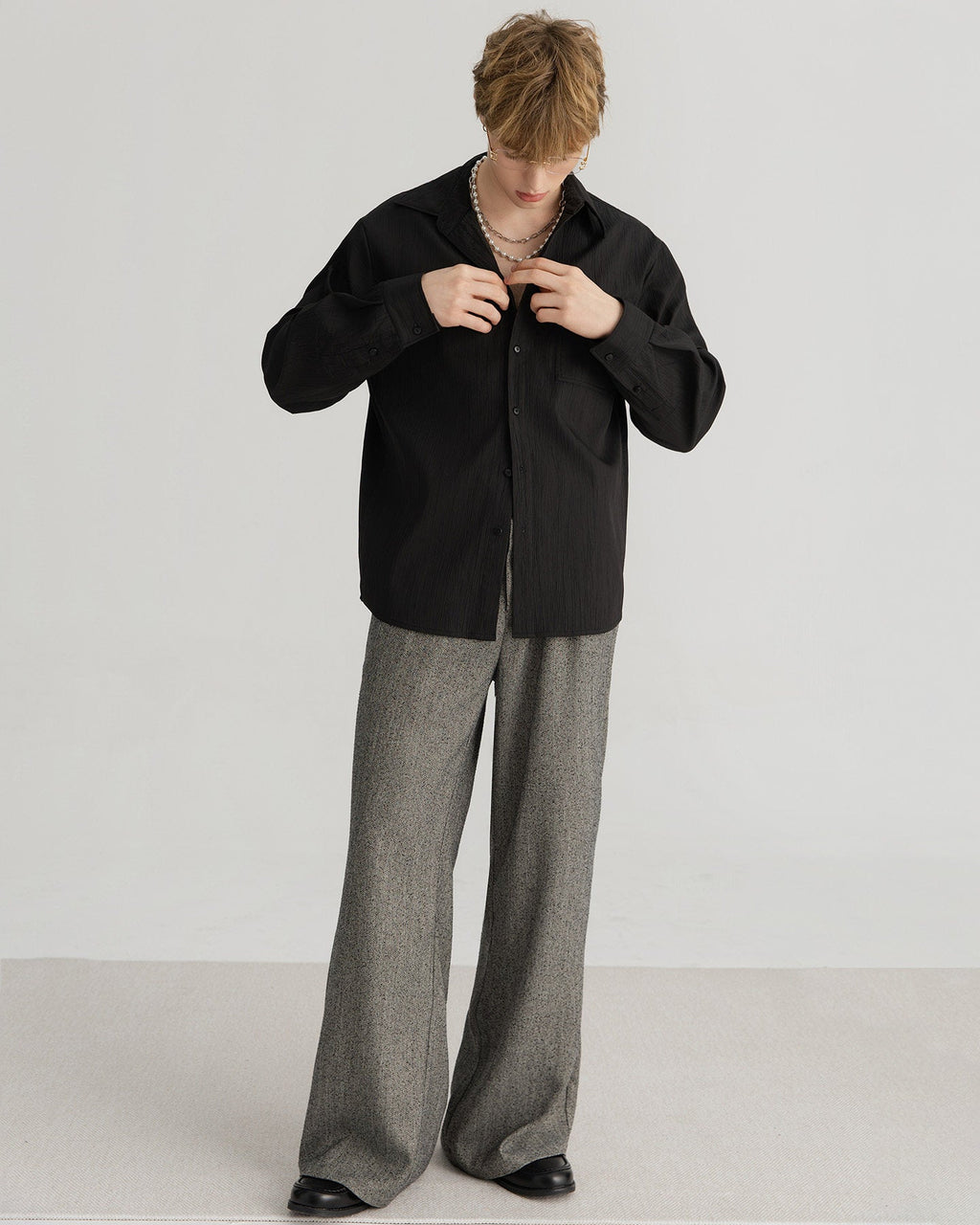XEQUATION BLACK WHITE TEXTURED SHIRT