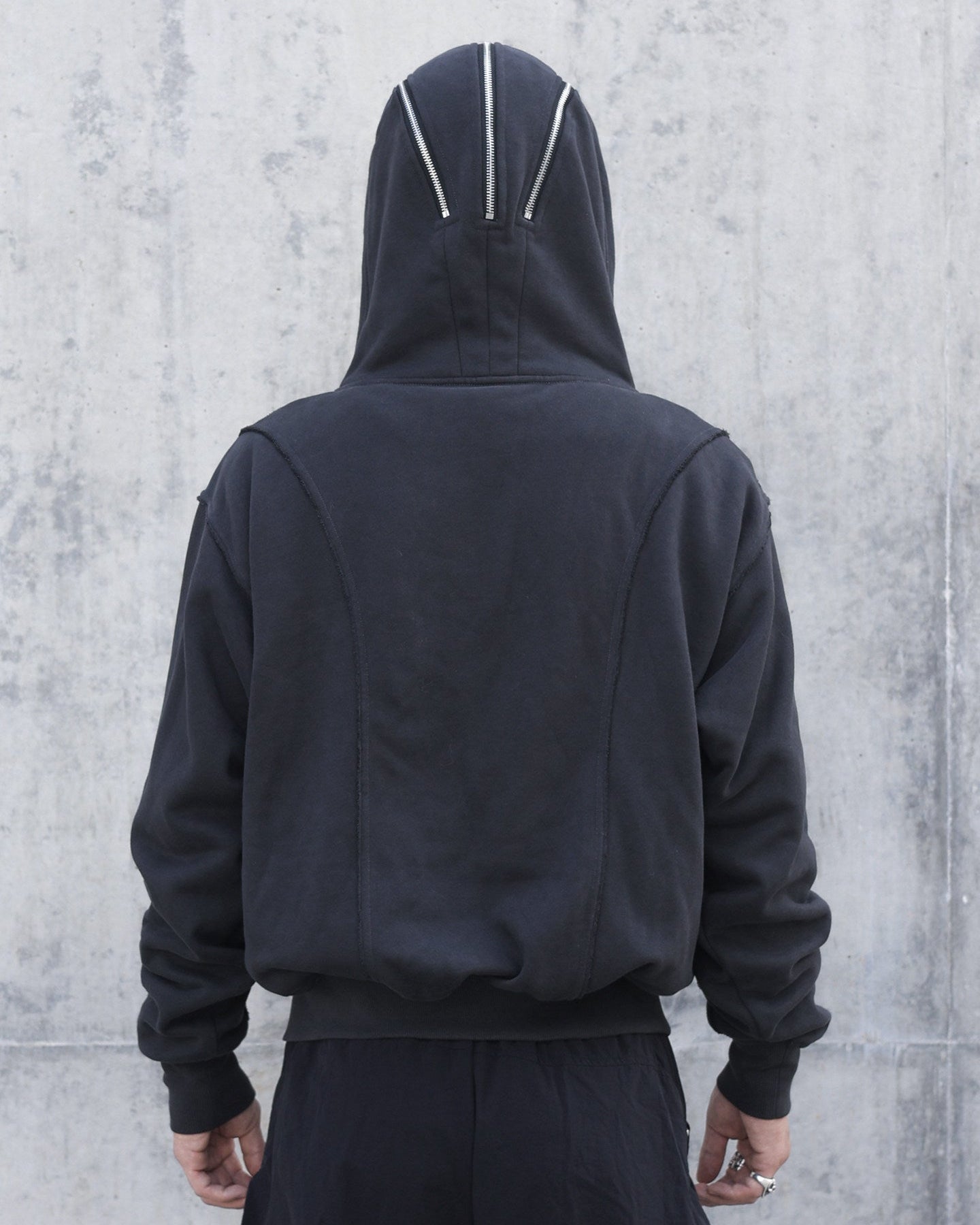 HOODED ZIP MASK OPIUM JACKET