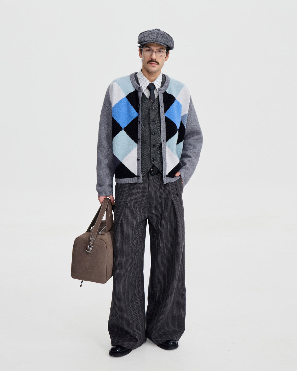 PLEATED WRINKLE STRIPE TROUSERS