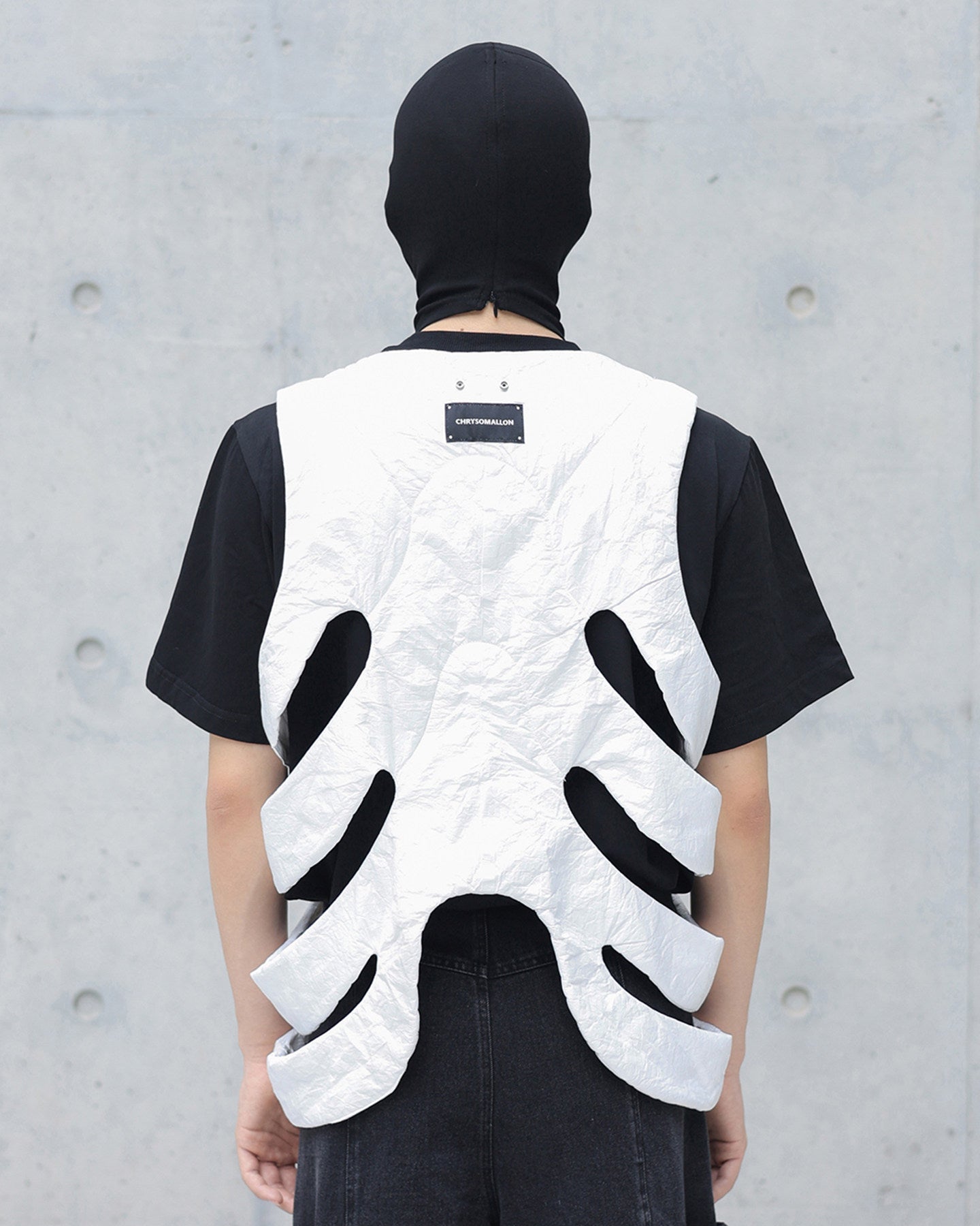 CUTOUT ALIEN EXOSKELETON DUPONT VEST