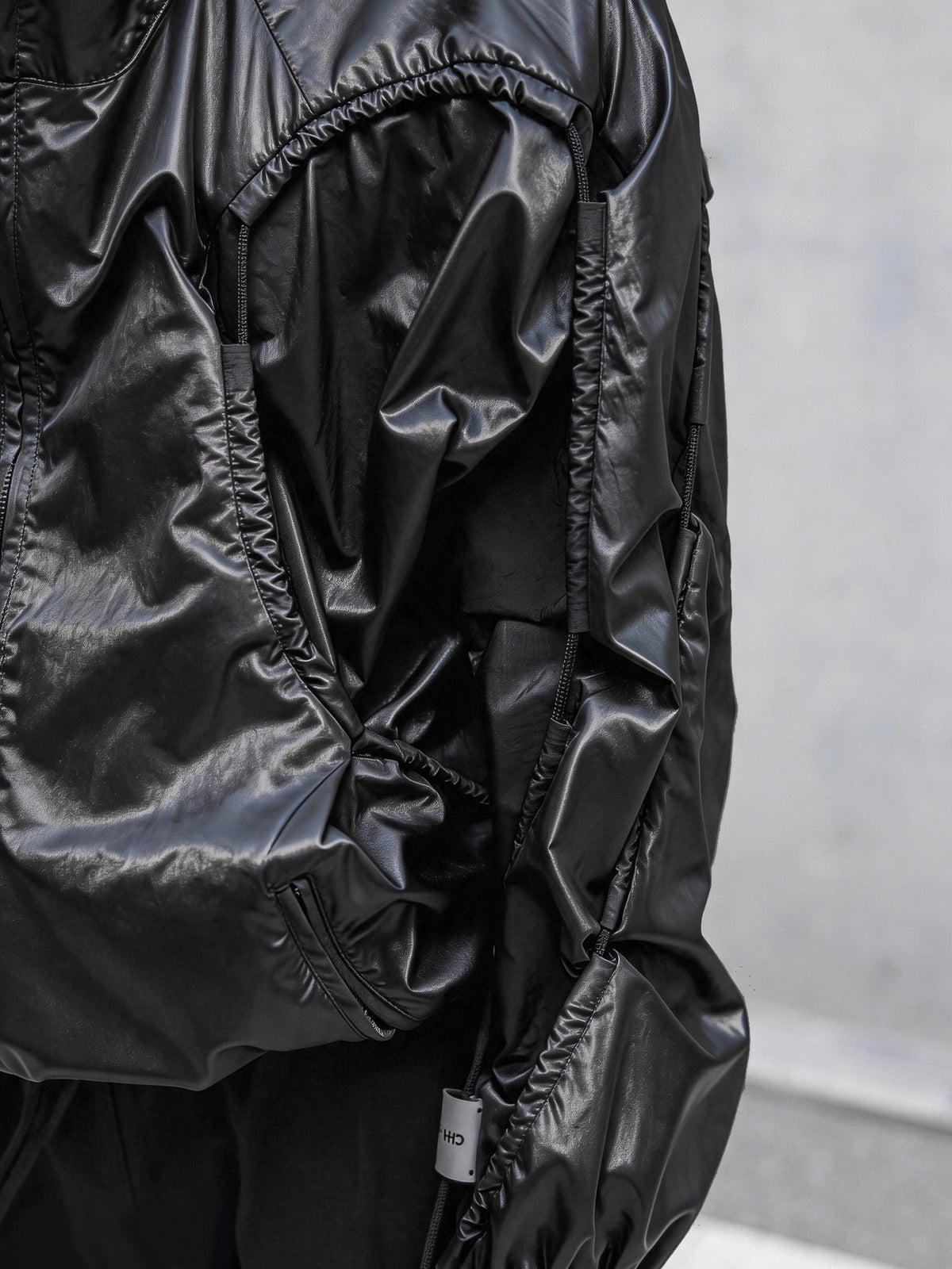 DRAWSTRING ULTRA-THIN SUN HOODED WINDBREAKER