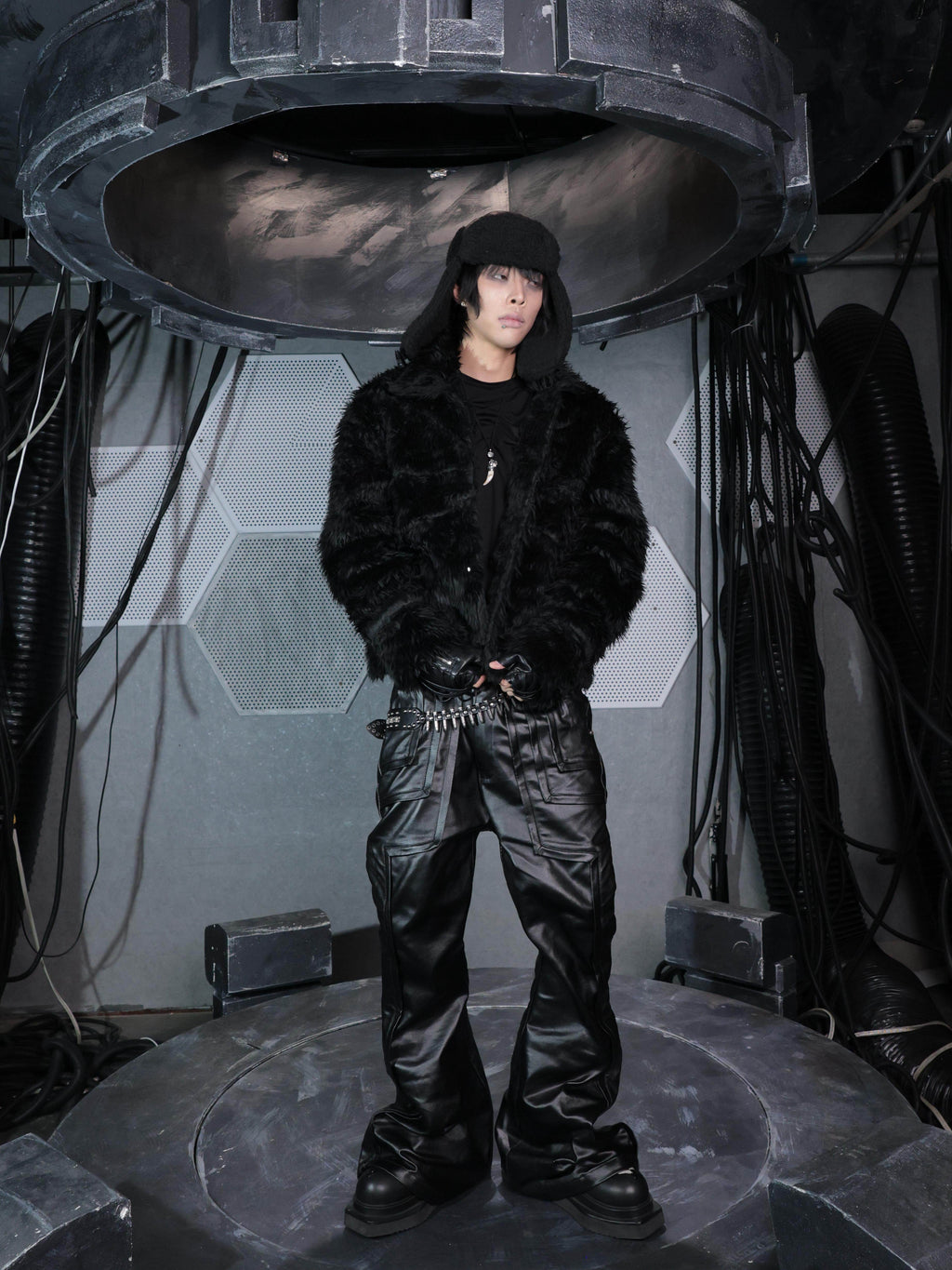 OFF/SC BLACK BEAR FAUX FUR BIKER JACKET