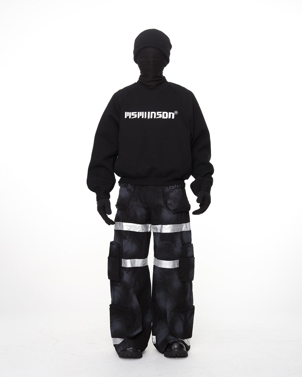 DISTRESSED REFLECTIVE CARGO JEANS