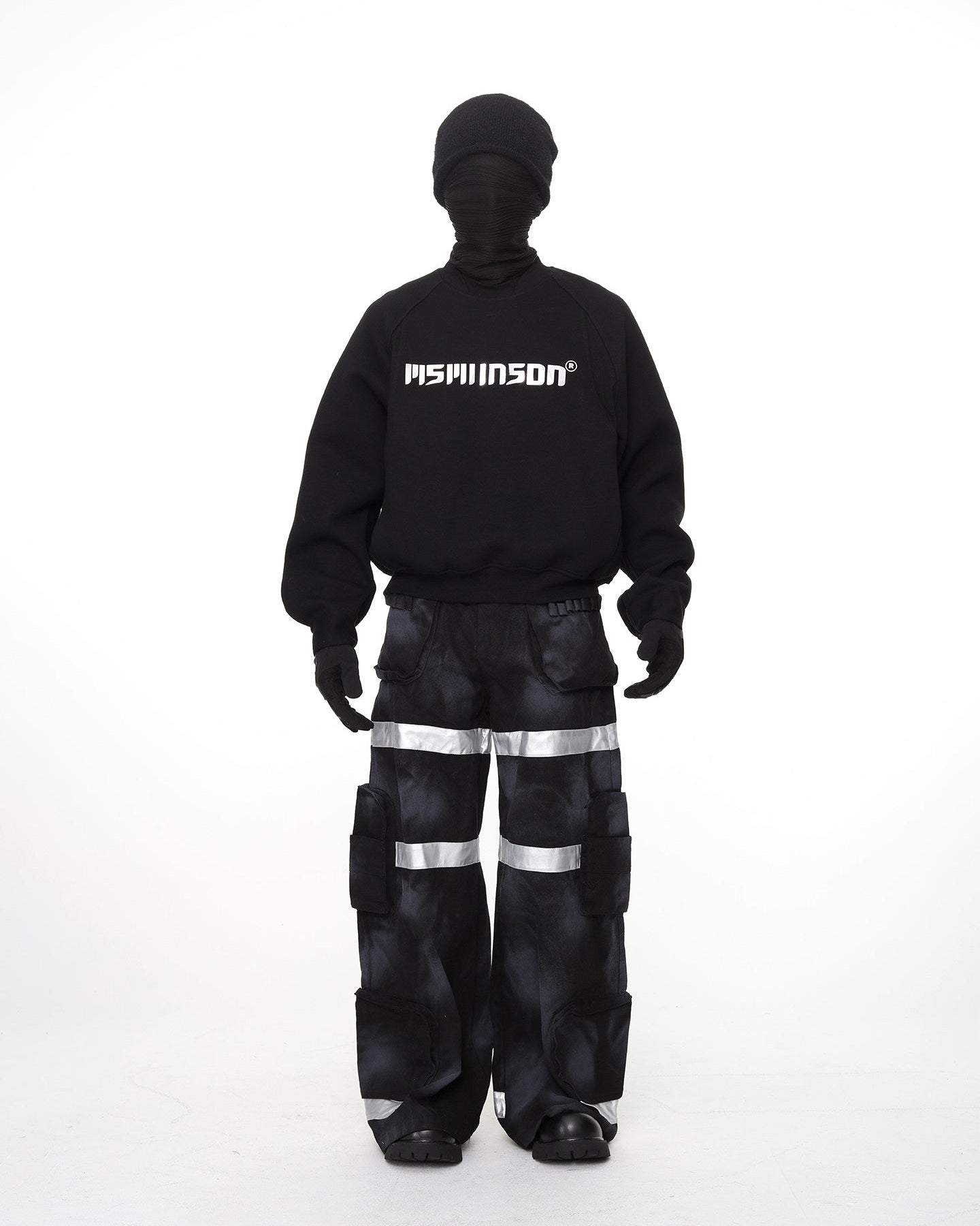 DISTRESSED REFLECTIVE CARGO JEANS