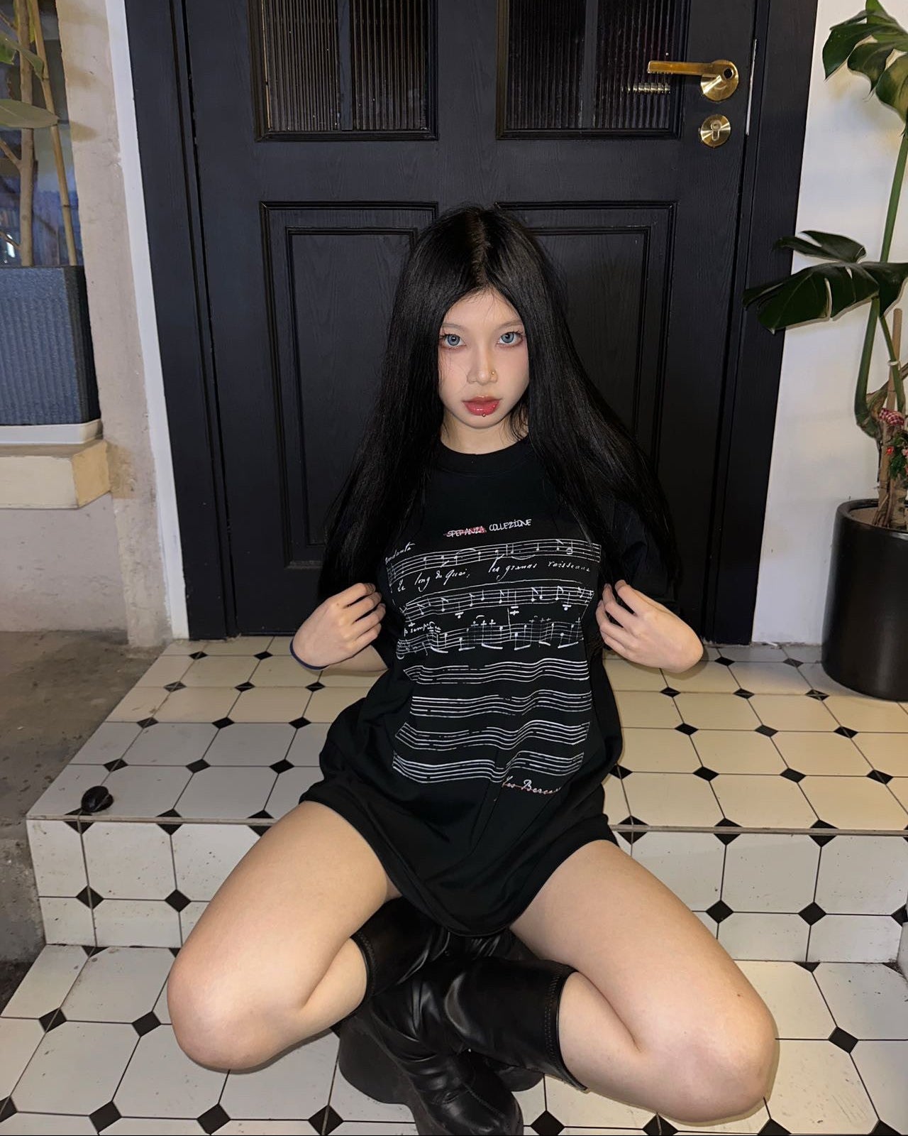 XEQUATION MUSIC SCORE PRINT TEE