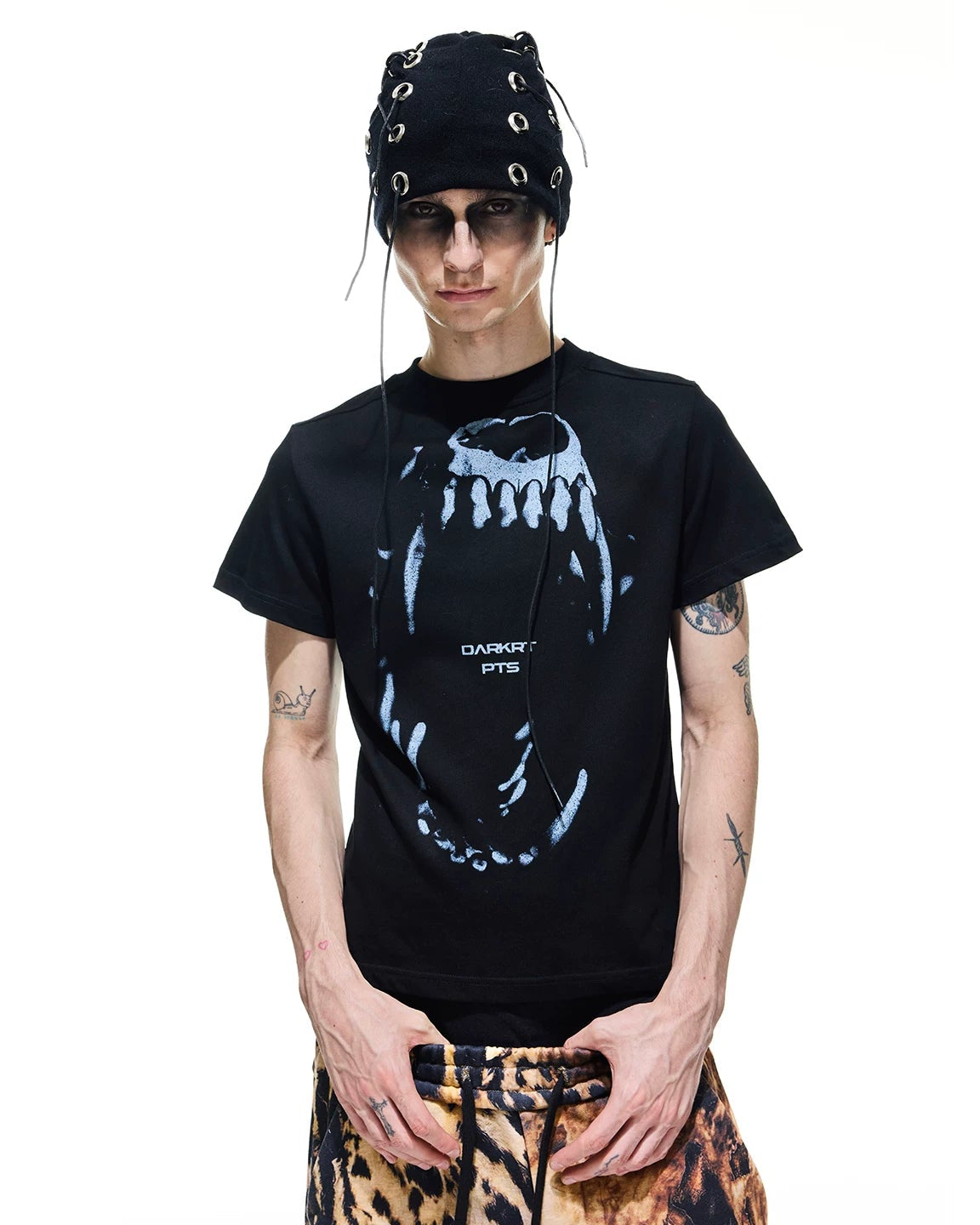 CANINE PRINT CROPPED T-SHIRT
